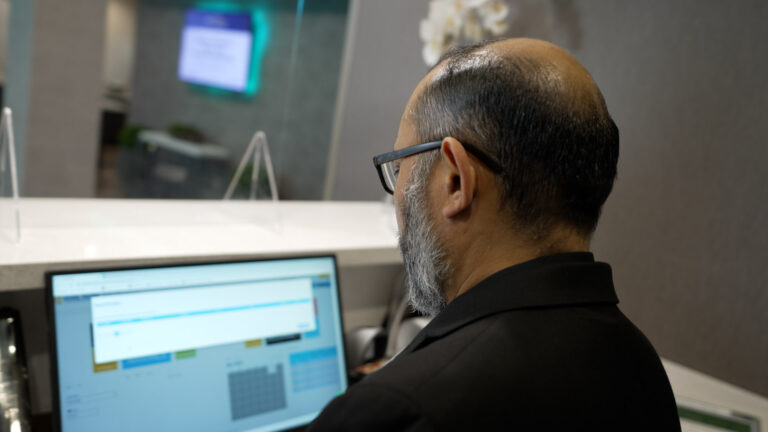 Hotel Upselling Software that simplifies the workflow for the front desk.